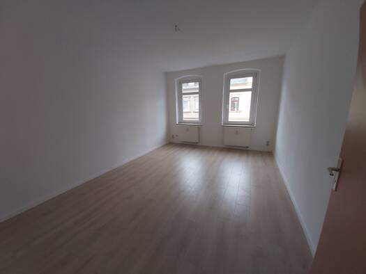 Wohnung zur Miete 315 € 62,3 m² 1. Geschoss Waldheim 04736
