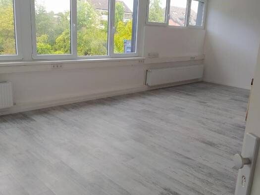 Bürofläche zur Miete 860 € 1 Zimmer 100 m² Bürofläche Unterfeldhaus Erkrath 40699