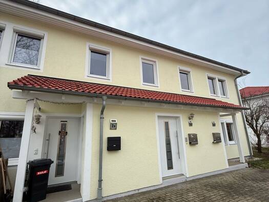 Wohnung zur Miete 924 € 3 Zimmer 88 m² Geschoss 1/1 frei ab 28.02.2026 Sulzbach-Rosenberg 92237