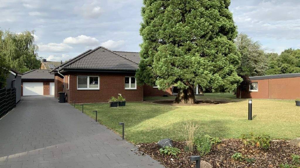 Einfamilienhaus zum Kauf 600.000 € 3 Zimmer 128,3 m² 1.200 m² Grundstück Innenstadt Ahlen 59227