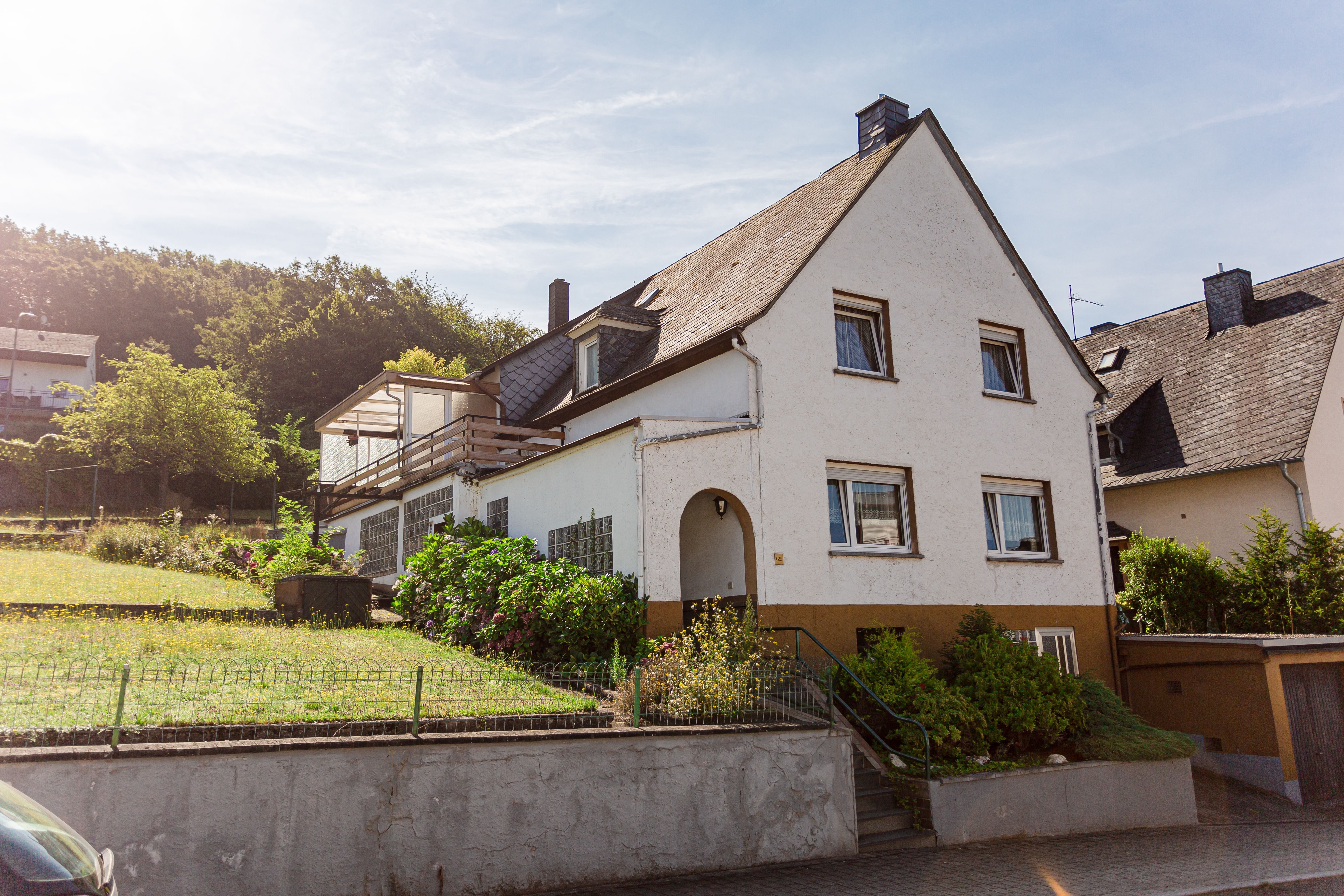 Mehrfamilienhaus zum Kauf 299.000 € 7 Zimmer 245 m²<br/>Wohnfläche 1.336 m²<br/>Grundstück Bullay 56859