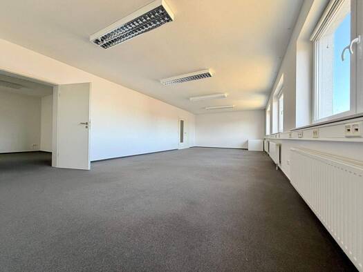 Bürofläche zur Miete provisionsfrei 1.440 € 4 Zimmer 180 m² Bürofläche Siemensstraße 19 Neuenkirchen 29643