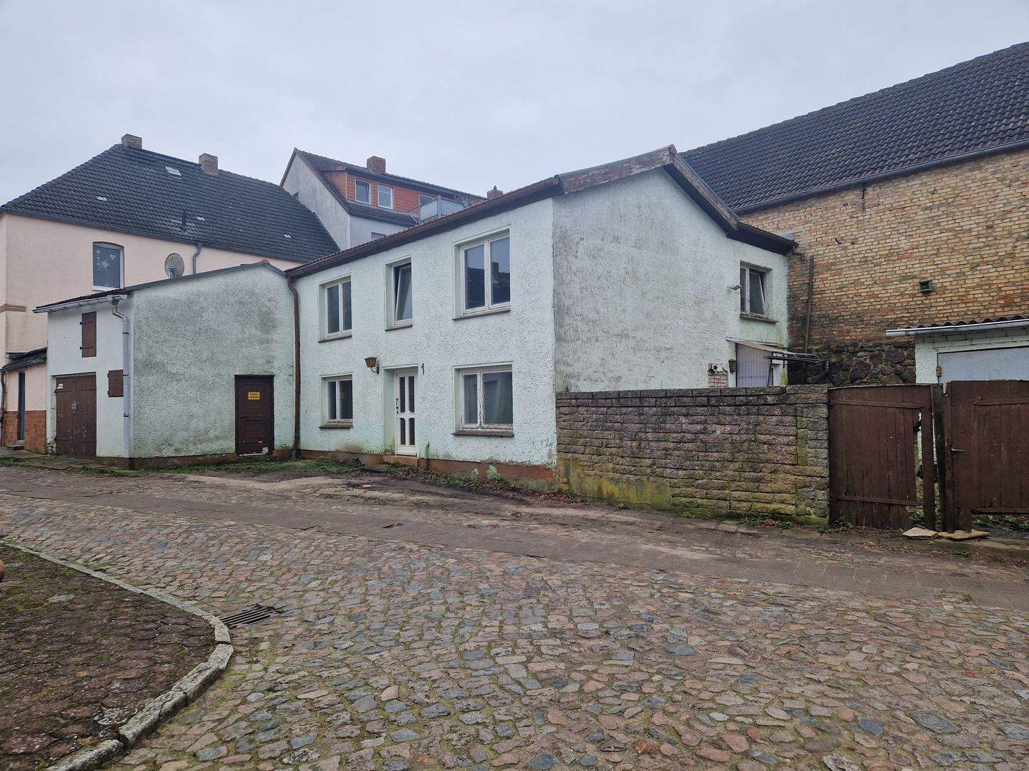 Haus zum Kauf - Ansicht 2