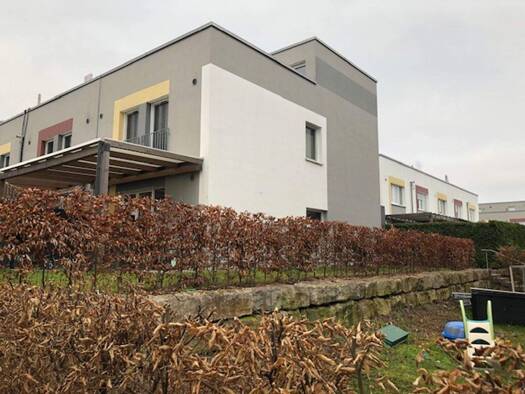 Reihenendhaus zur Miete 2.350 € 5,5 Zimmer 150 m² 183 m² Grundstück Hofackerstr. 24 Abstatt 74323