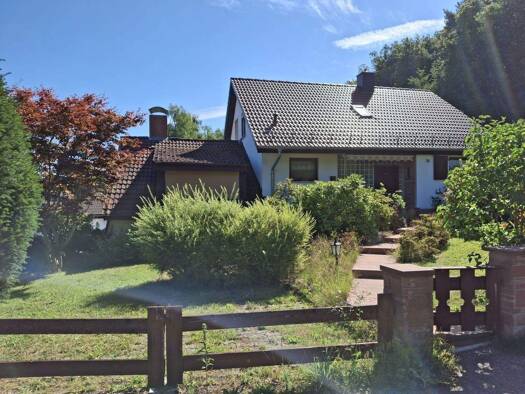 Einfamilienhaus zum Kauf 469.000 € 7 Zimmer 164 m² 1.233 m² Grundstück frei ab sofort Steinklingen Weinheim 69469