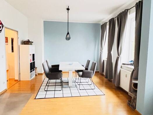 Wohnung zur Miete 660 € 3 Zimmer 82,5 m² Geschoss 3/5 frei ab 15.11.2026 Huttenstraße 49 Lutherplatz Halle (Saale) 06110