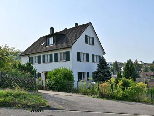 Einfamilienhaus zur Miete 2.950 € 10 Zimmer 218 m² 755 m² Grundstück frei ab sofort Priesterrain Stetten Lörrach 79540
