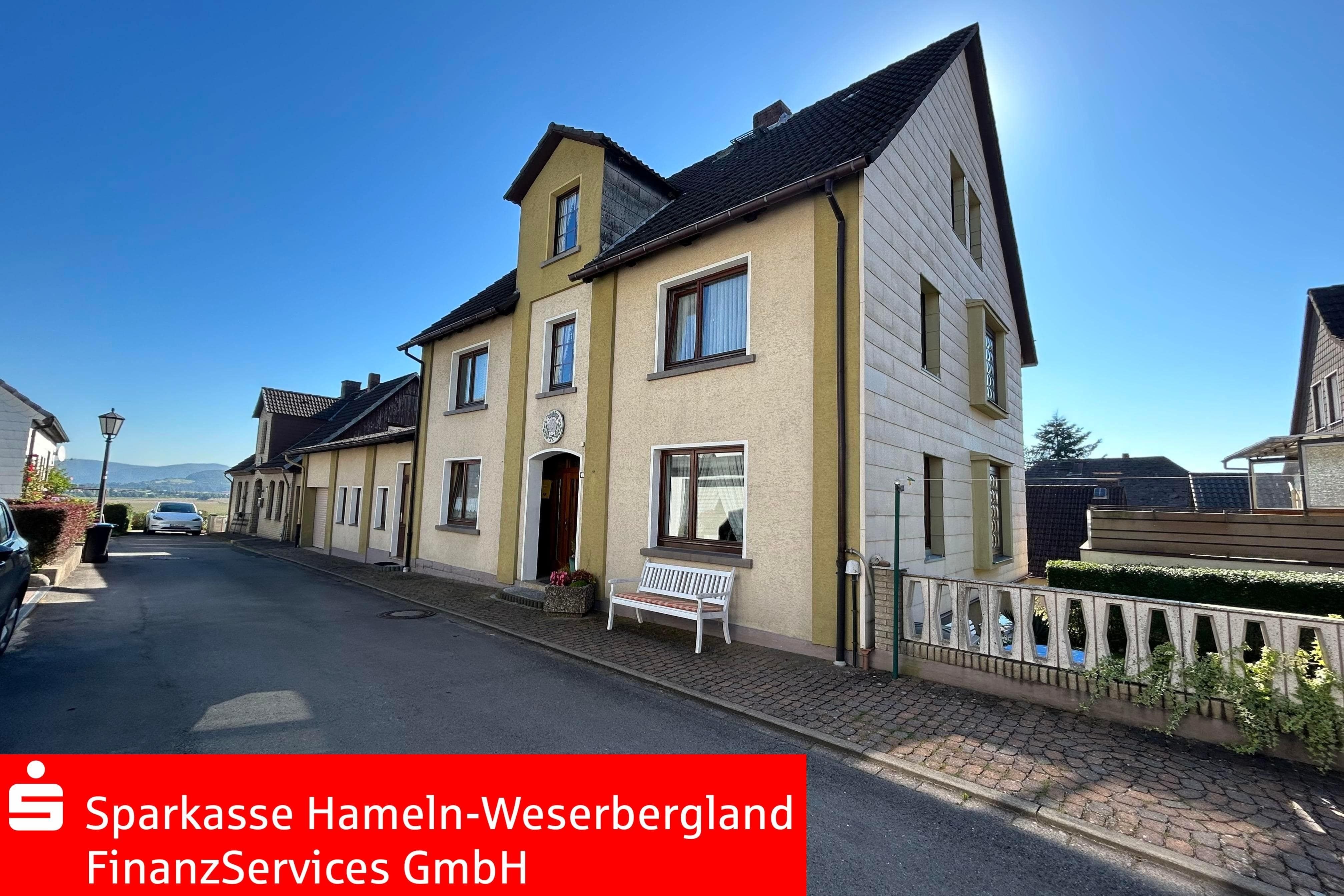 Einfamilienhaus zum Kauf 99.000 € 7 Zimmer 175 m²<br/>Wohnfläche 260 m²<br/>Grundstück Polle 37647