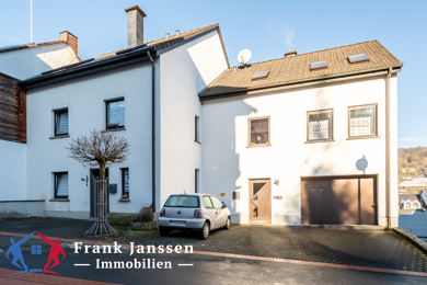 Haus zum Kauf 299.000 € 13 Zimmer 266 m² 325 m² Grundstück Gerolstein Gerolstein 54568