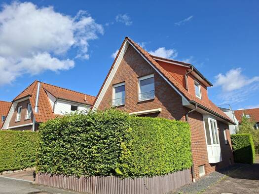 Einfamilienhaus zum Kauf 448.000 € 4 Zimmer 104 m² 259 m² Grundstück frei ab sofort Holzweg 6 Buxtehude Buxtehude 21614