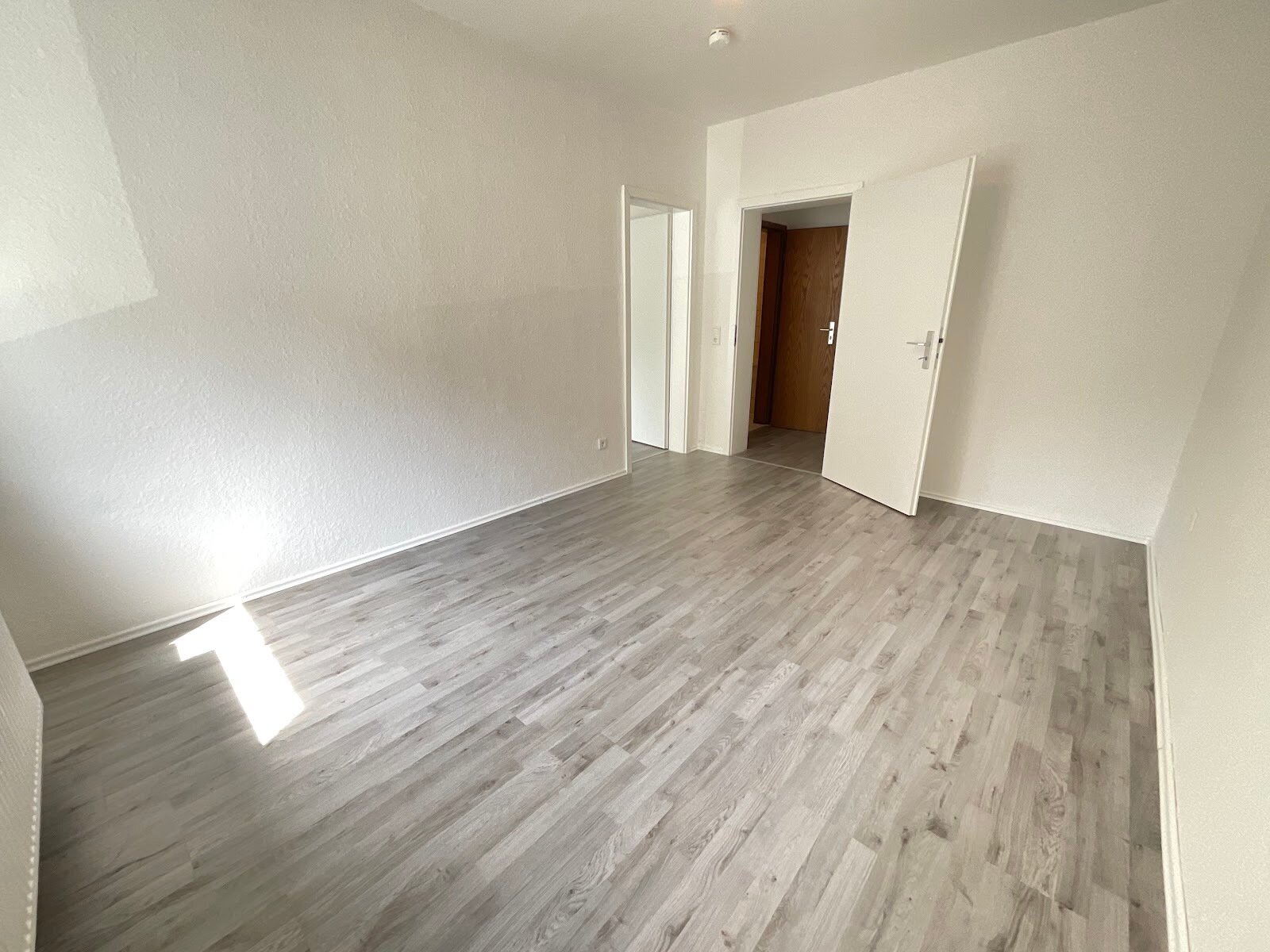 Wohnung zur Miete 369 € 3 Zimmer 53,6 m²<br/>Wohnfläche EG<br/>Geschoss 01.12.2024<br/>Verfügbarkeit Buschhofstraße 5 Remberg Hagen 58095