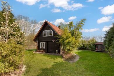 Haus zum Kauf 295.000 € 3 Zimmer 91 m² 421 m² Grundstück Hundorf Seehof 19069
