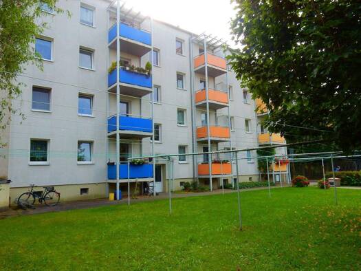 Wohnung zur Miete 381 € 3 Zimmer 63,4 m² 3. Geschoss frei ab 01.03.2026 Kantstraße 1a Bautzen 02625