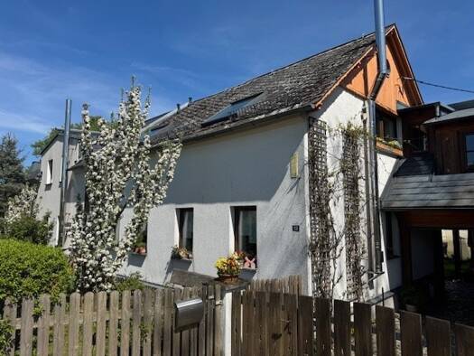 Mehrfamilienhaus zum Kauf 259.000 € 6 Zimmer 190 m² 284 m² Grundstück Oberlosa Plauen 08527