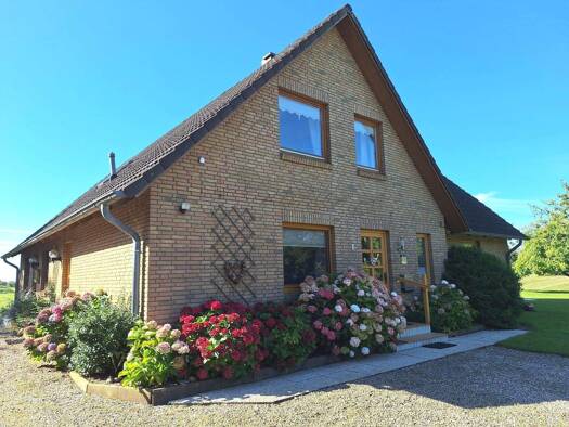 Einfamilienhaus zum Kauf 599.000 € 8 Zimmer 206 m² 3.143 m² Grundstück Scheggerott 24392
