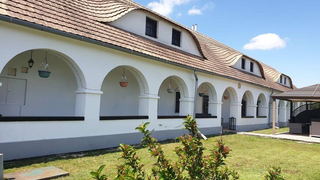 Land-/Forstwirtschaft zum Kauf 679.000 € 750 m² 14.127 m² Grundstück Bük 9737