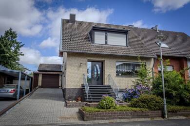 Doppelhaushälfte zum Kauf 335.000 € 4 Zimmer 138,2 m² 600 m² Grundstück frei ab sofort Birgelen Wassenberg 41849