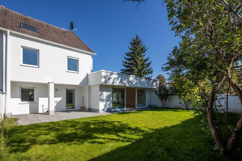 Haus zur Miete 3.180 € 5 Zimmer 177,5 m² 440 m² Grundstück frei ab 15.08.2025 Südgiesing München 81549
