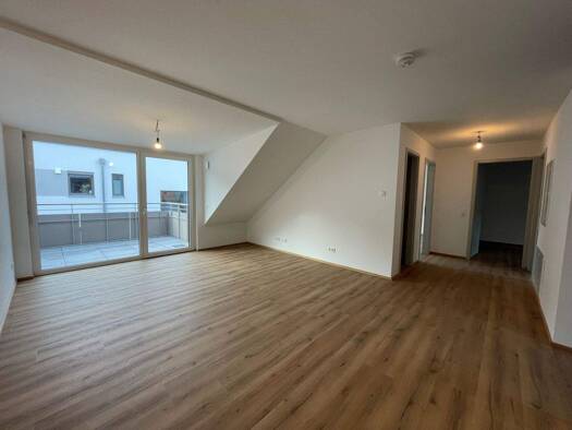 Wohnung zur Miete - Erstbezug 1.670 € 4,5 Zimmer 97,8 m² 3. Geschoss frei ab sofort Innenstadt Ravensburg 88212