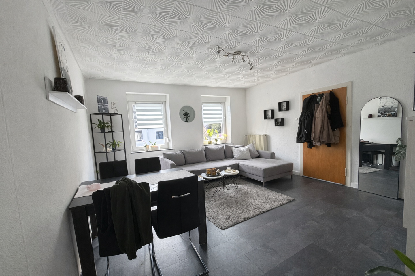 Immobilie in Weiskirchen - Kapitalanleger aufgepasst: Großes Mehrfamilienhaus mit viel Potential in Weiskirchen! - Bild 3