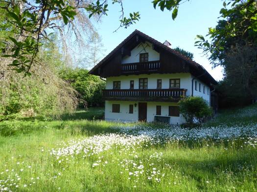 Bauernhaus zum Kauf 500.000 € 8 Zimmer 160 m² 16.800 m² Grundstück frei ab sofort Gneidingerhart Eichendorf 94428