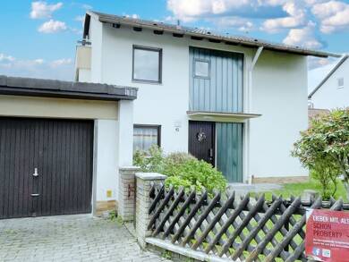 Einfamilienhaus zum Kauf 290.000 € 7 Zimmer 195 m² 572 m² Grundstück Weidenberg Weidenberg 95466