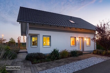 Einfamilienhaus zum Kauf 1.626.000 € 7 Zimmer 268 m² 1.307 m² Grundstück Düsternbrook Kiel 24105