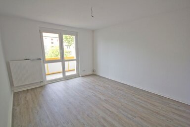 Wohnung zur Miete 408 € 3 Zimmer 58,2 m² 3. Geschoss frei ab 01.05.2025 Murmansker Str. 5A Südstadt Halle (Saale) 06130