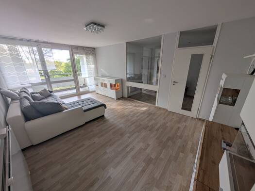 Wohnung zum Kauf provisionsfrei 279.000 € 3 Zimmer 79 m² Geschoss 1/8 frei ab sofort Gerhart-Hauptmann-Straße 12 Bruck Erlangen 91058