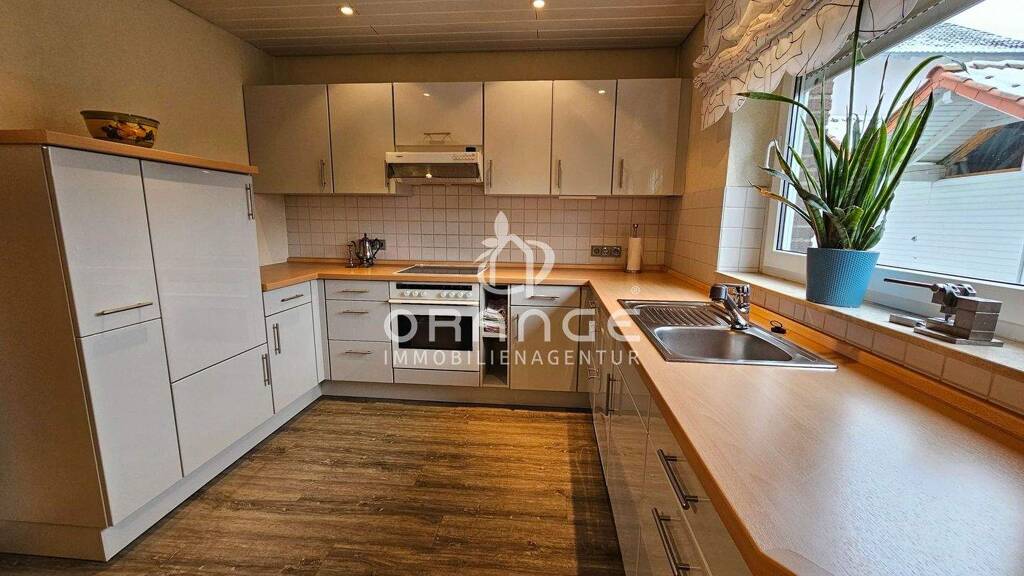 Einfamilienhaus zur Miete 1.400 € 4 Zimmer 150 m² 493 m² Grundstück frei ab sofort Neesen Porta Westfalica 32457