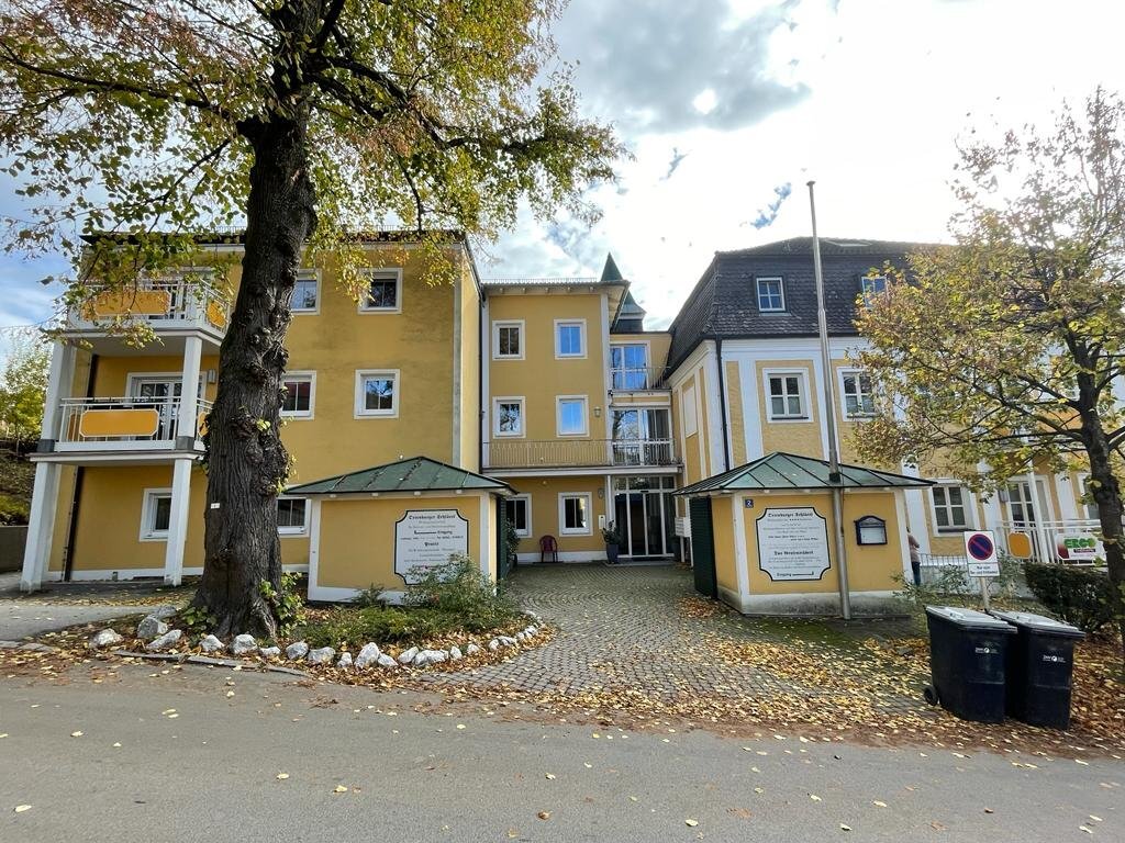 Wohnung zum Kauf 180.000 € 2 Zimmer 70 m²<br/>Wohnfläche EG<br/>Geschoss ab sofort<br/>Verfügbarkeit Ortenburg Ortenburg 94496