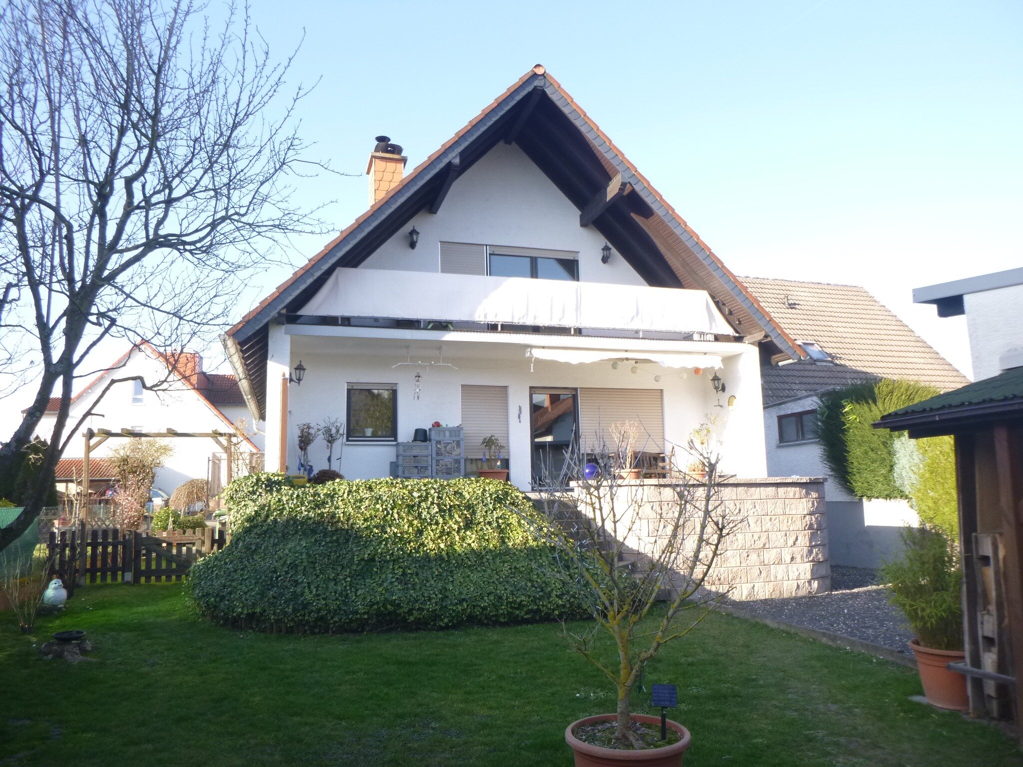 Einfamilienhaus zum Kauf 485.000 € 7 Zimmer 161 m²<br/>Wohnfläche 481 m²<br/>Grundstück Ostheim Nidderau 61130