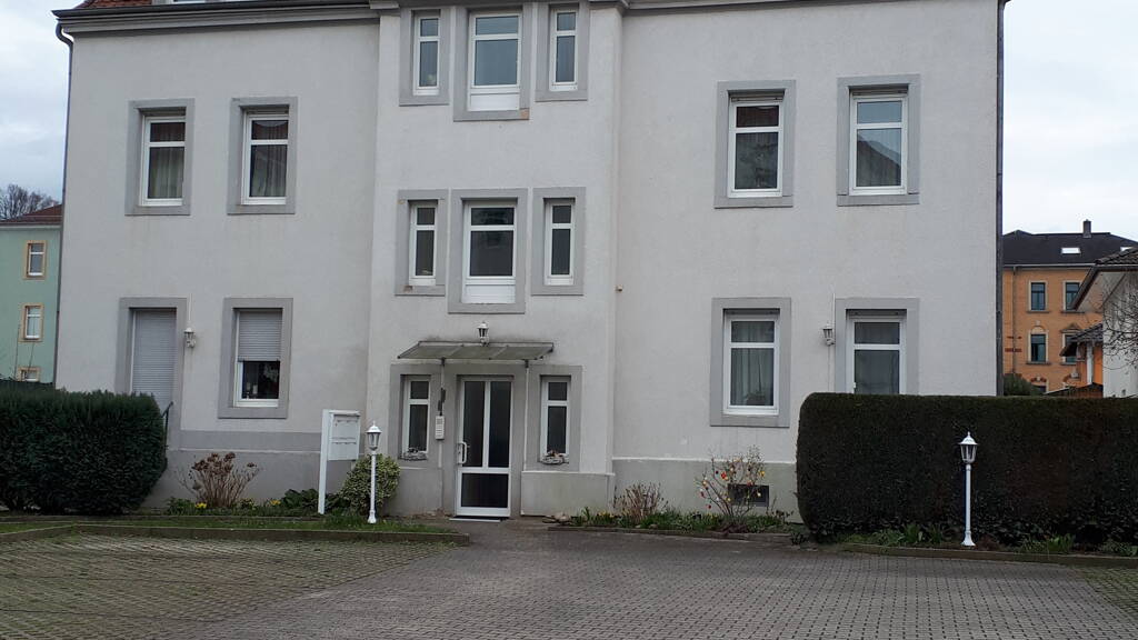 Wohnung zum Kauf 110.000 € 2 Zimmer 53 m² 2. Geschoss Heidenau 01809