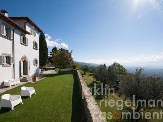 Haus zum Kauf 1.495.000 € 350 m² 6.167 m² Grundstück Castelfranco di Sotto 52020
