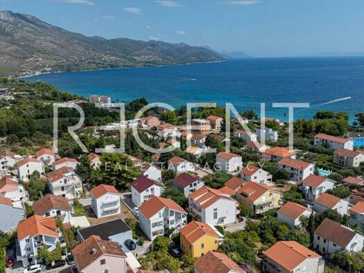 Wohnung zum Kauf 305.000 € 4 Zimmer 1 m² 2. Geschoss Orebić