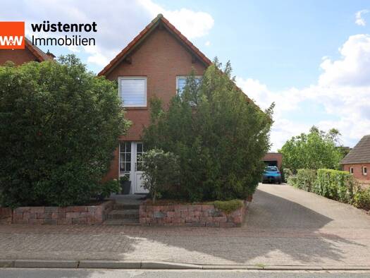Reihenendhaus zum Kauf 299.000 € 4 Zimmer 104,9 m² 328 m² Grundstück Lohne Lohne 49393