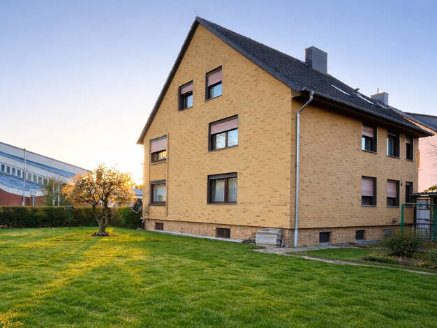 Mehrfamilienhaus zum Kauf 595.000 € 10 Zimmer 275 m² 813 m² Grundstück Berenbostel Garbsen / Berenbostel 30827