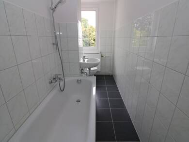 Wohnung zur Miete 509 € 4 Zimmer 73,9 m² 3. Geschoss Maxim-Gorki-Straße 67 Freiberg Freiberg 09599
