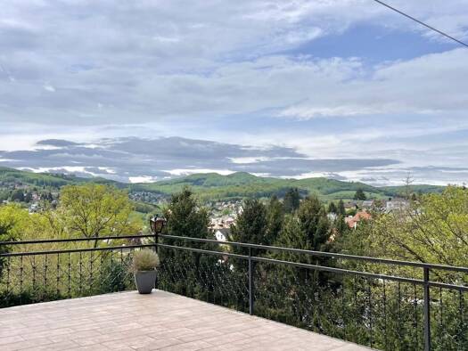Haus zum Kauf 1.190.000 € 8 Zimmer 310 m² 1.000 m² Grundstück Gablitz 3003