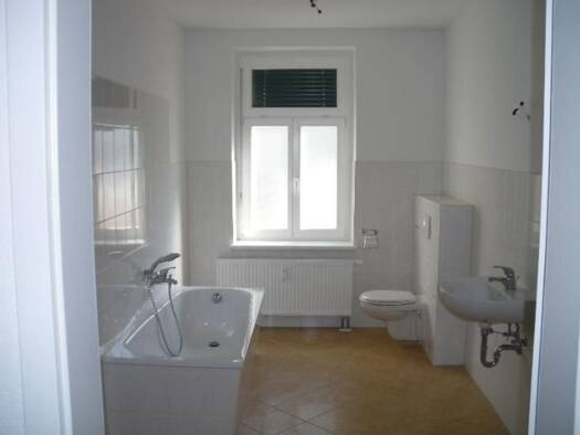 Wohnung zur Miete 289 € 1 Zimmer 38,4 m² Leutzsch Alt-West 04179
