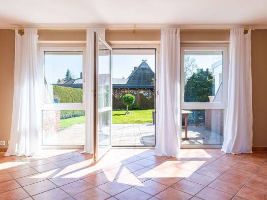 Doppelhaushälfte zum Kauf 529.000 € 5 Zimmer 125 m² 295 m² Grundstück Bargteheide 22941