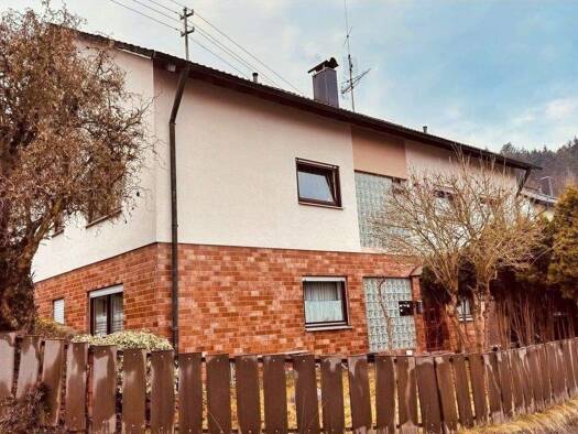 Mehrfamilienhaus zum Kauf 345.000 € 10 Zimmer 220 m² 639 m² Grundstück Bopfingen 73441