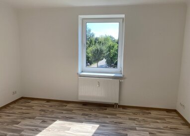 Wohnung zur Miete 397 € 3 Zimmer 56,6 m² EG Brockenstraße 18 Oschersleben Oschersleben 39387