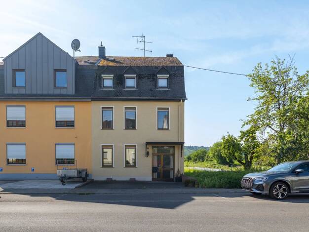 Doppelhaushälfte zum Kauf 340.000 € 8 Zimmer 224 m² 642 m² Grundstück Wasserbilliger Straße 25 Zewen Trier 54294