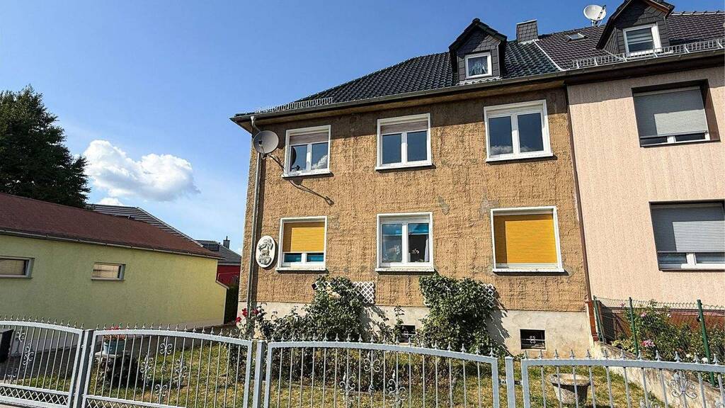 Mehrfamilienhaus zum Kauf provisionsfrei 296.000 € 8 Zimmer 156 m² 500 m² Grundstück frei ab sofort Bad Dürrenberg 06231