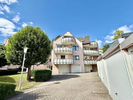 Wohnung zum Kauf 149.500 € 3 Zimmer 93 m² Bad Pyrmont Bad Pyrmont 31812