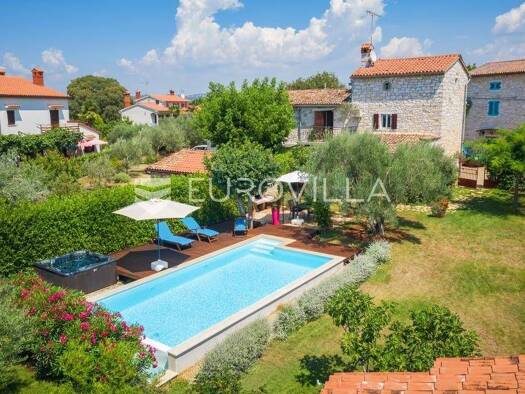 Haus zum Kauf 450.000 € 3 Zimmer 185 m² Porec Tar-Vabriga