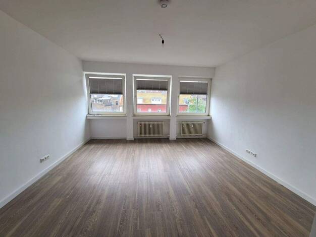 Studio zur Miete 749 € 1 Zimmer 30 m² Hohenstaufenring 25-27 Neustadt-Süd Köln 50674