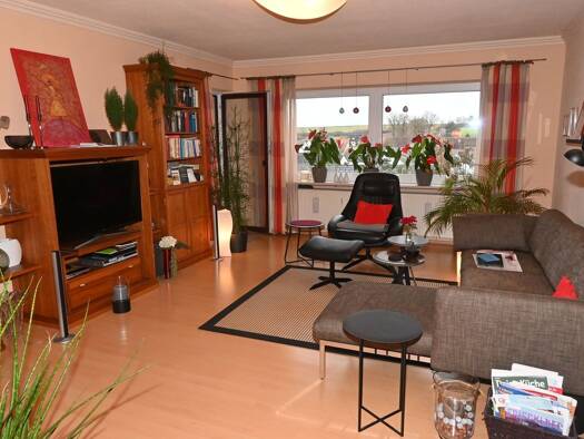 Wohnung zur Miete 750 € 3 Zimmer 89 m² Geschoss 1/3 frei ab 01.09.2026 Banderbach Zirndorf 90513