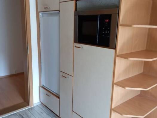 Wohnung zur Miete 720 € 120 m² Kirchberg 08107